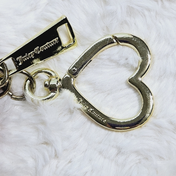 Juicy Couture - Crimson Heart Shaped Keychain Coin Purse - Picture 6 of 11